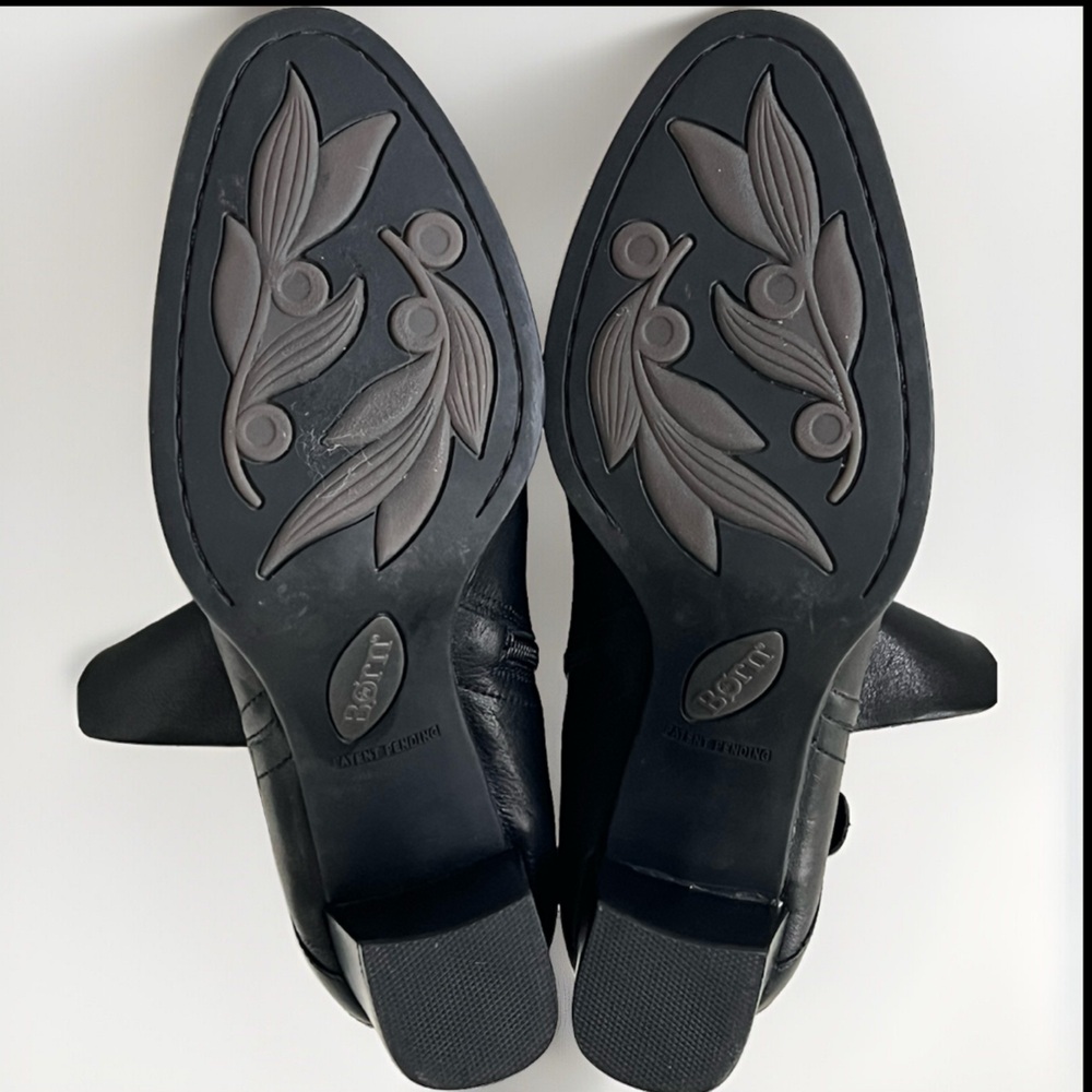 Born Emma Buckle Moto Black Leather Booties Edgy Biker Block Heel Size 10 M - Picture 12 of 16
